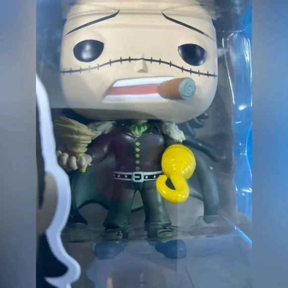 One Piece - Crocodile #925  Funko Pop! BNIB 🏜️🐊 - Picture 4 of 7